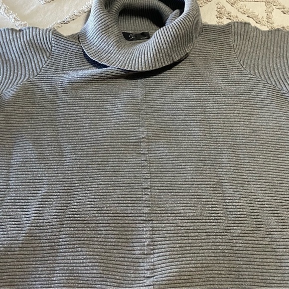 Cyrus oversized ribbed balloon sleeve sweater size 3X - Picture 5 of 9